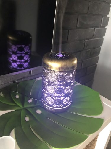 Metal Essential Oils Diffuser 7 Colors Night Light Auto Shut Off photo review