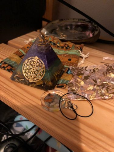 Amethyst Orgonite Resin Pyramid With Copper Coil photo review