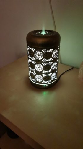 Metal Essential Oils Diffuser 7 Colors Night Light Auto Shut Off photo review