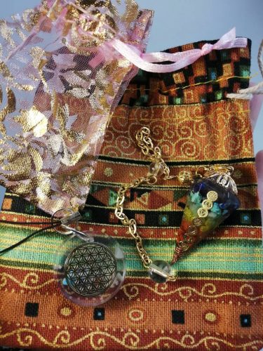Orgonite Reiki Pendulum Natural Stone Chakra Amulet photo review