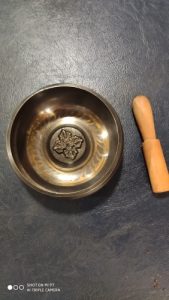 Large Brass Tibetan Singing Bowl For Meditation photo review