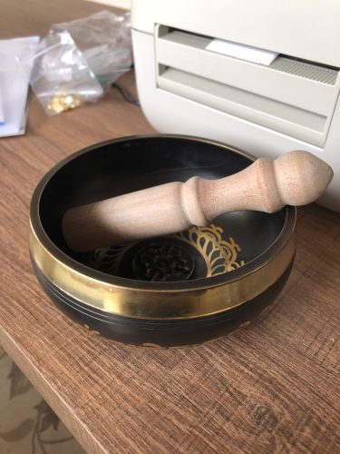 Large Brass Tibetan Singing Bowl For Meditation photo review