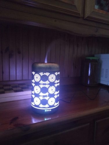 Metal Essential Oils Diffuser 7 Colors Night Light Auto Shut Off photo review