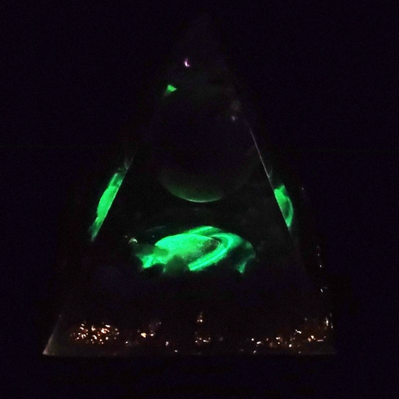 Natural Amethyst Sphere Orgone Pyramid Orgonite Energy Glow In The Dark Pyramid Prevent Radiation Cosmic Energy 4