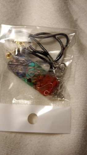 Retro Reiki Colorful Stone Chakra Orgone Pendant photo review